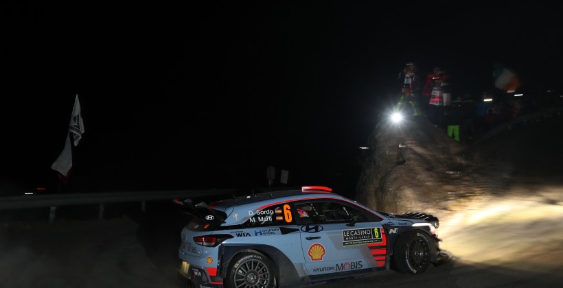 На первом СУ ралли Монте-Карло погиб болельщик - WRC