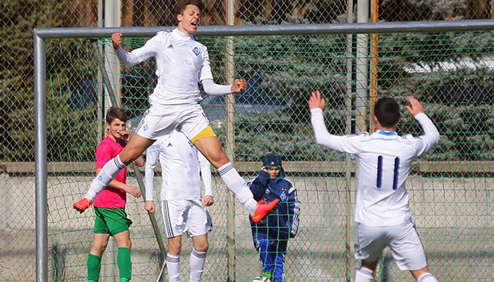 Форвард Динамо U-21 Удод летит на сбор с Ворсклой - Чемпионат Украины