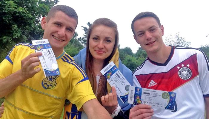 «Первісний» футбол на батьківщині Карла Маркса - Футбол