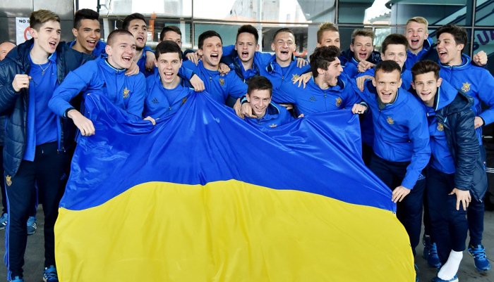 Тренер Украины U-17 Попов: "Эмоции словами пока не могу передать" - Футбол