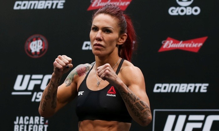 У "Киборг" осталось полгода на чемпионский бой - MMA