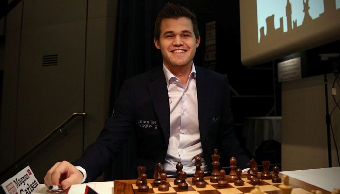 Карслен считает себя фаворитом матча за звание чемпиона мира по шахматам - Шахматы