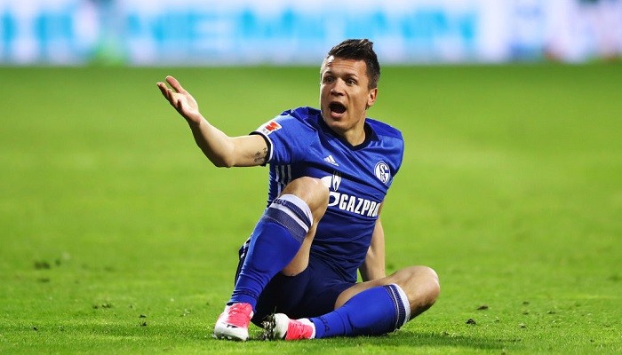 Коноплянка не попал в заявку Шальке на матч против Аякса - Лига Европы