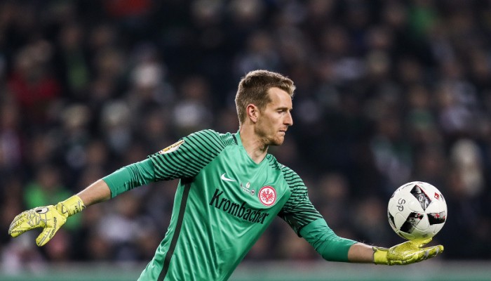 Айнтрахт далек от продления контракта с голкипером Градецки - Kicker - Чемпионат Германии