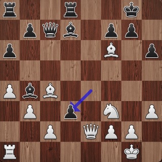Гата Камский – Варужан Акобян, позиция после 21 хода, chess24.com