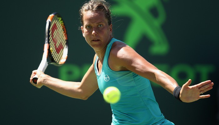 Биль (WTA). Успешный старт Стрыцовой, вылет Бенчич - Теннис