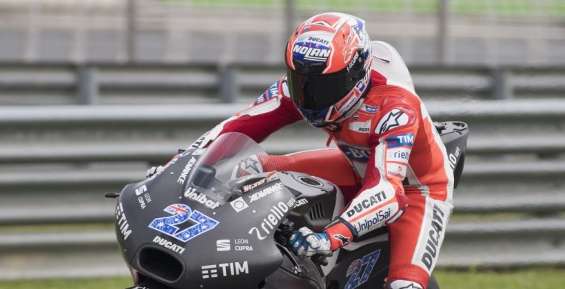 Стоунер выступит на тестах в Барселоне - MotoGP
