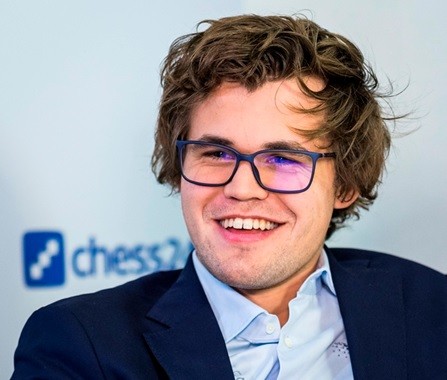 Новый имидж чемпиона мира, chess24.com