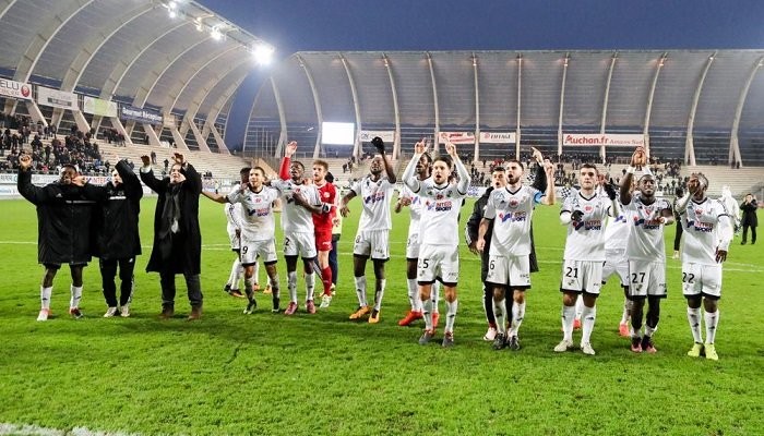 Амьен вслед за Тулузой может обратиться в суд из-за вылета из Лиги 1 - Чемпионат Франции
