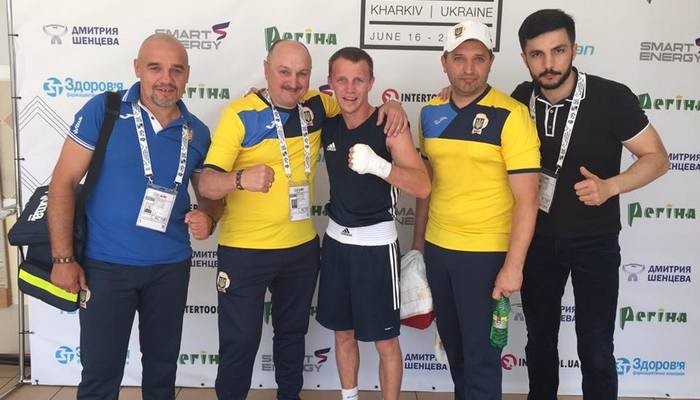 ЧЕ в Харькове: Буценко и Хижняк пробились в 1/4 финала - Бокс