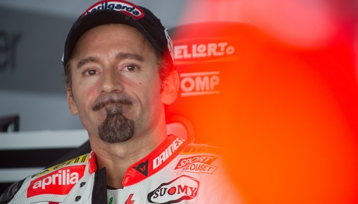 Шестикратный чемпион мира по мотогонкам попал в аварию - MotoGP
