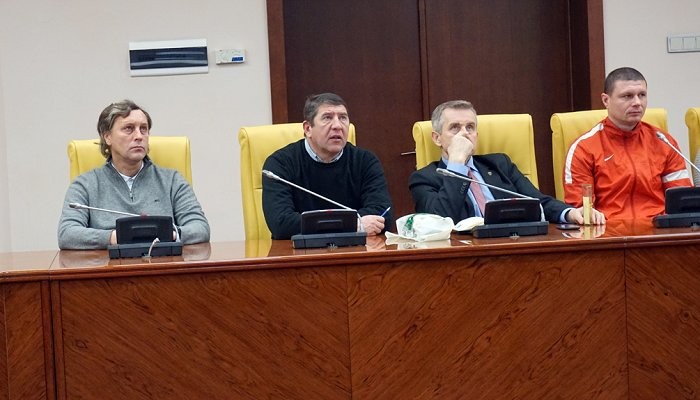 Директор ФК Десна Ушарук: Чернігів не залишиться без професійного футболу - Первая лига Украины