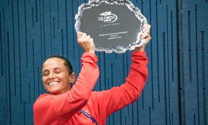 Винчи получила копию трофея финалистки US Open - US Open