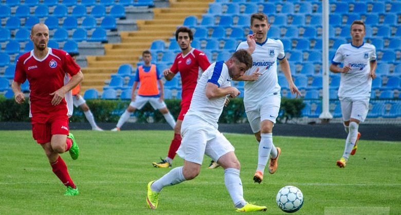 Вторая лига. Реал Фарма разгромил Николаев-2 - Вторая лига Украины