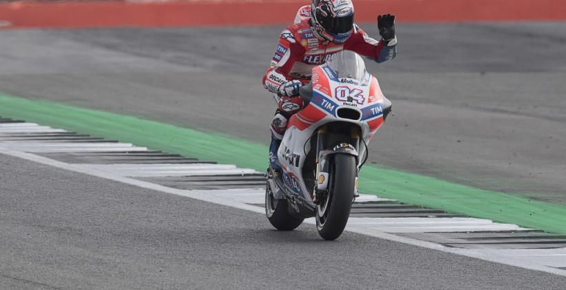 Довициозо выиграл Гран-при Великобритании, Росси третий, Маркес сошел - MotoGP