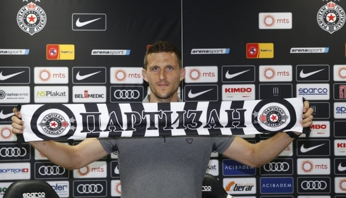 Соперник Динамо Партизан подписал защитника Митровича - Лига Европы