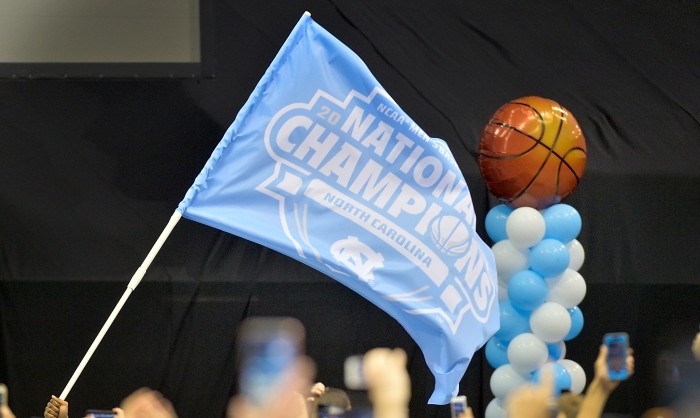 Чемпион NCAA не поедет на встречу с Трампом в Белом доме - Другие страны