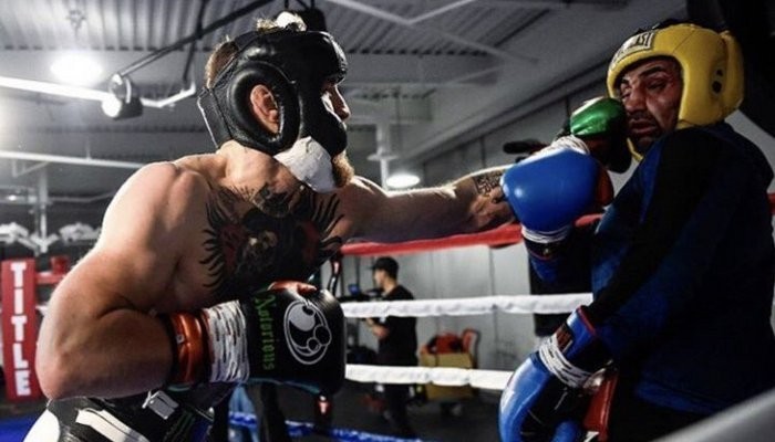 МакГрегор хочет биться с Малиньяджи по правилам MMA - Бокс