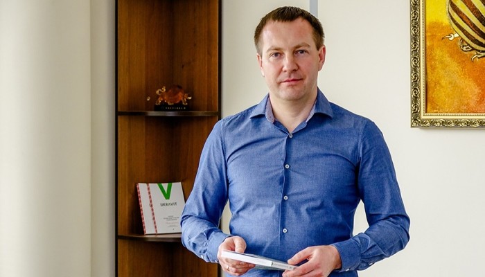 Черкасский Днепр изменил название и избрал нового почетного президента - Первая лига Украины