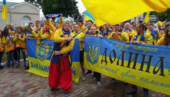«Наливай і розділяй». Що ховають за собою "Вірні збірній" - Чемпионат мира-2018