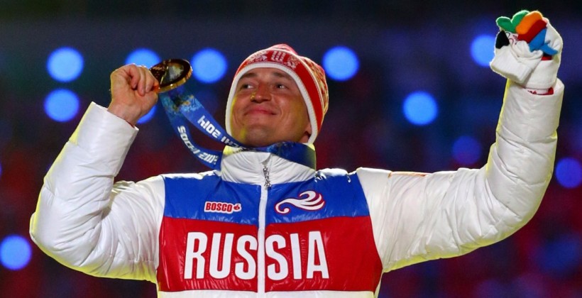 У российского лыжника Легкова отобрали золото Олимпиады-2014 и запретили участвовать в Играх-2018 - Лыжные гонки