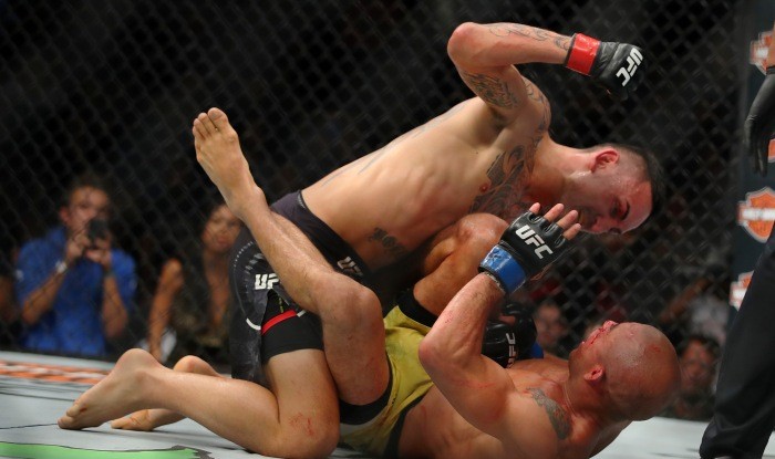 UFC 218. Холлоуэй защитил титул против Алдо, Нганну нокаутировал Оверима - MMA