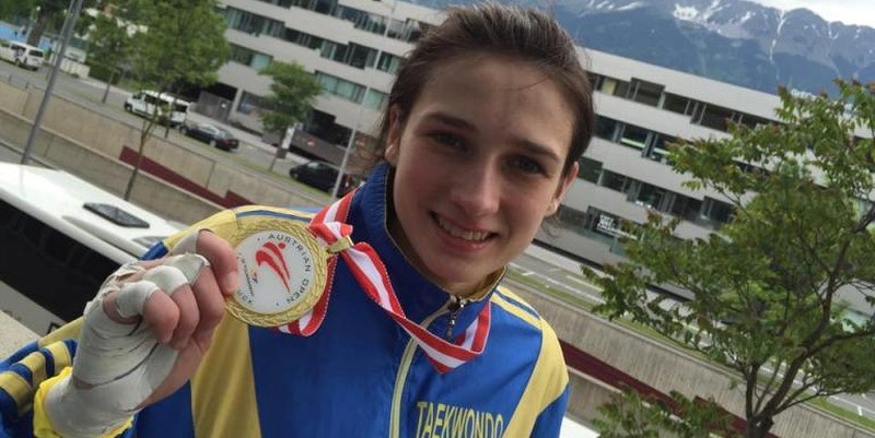 Тхэквондистка Ромолданова - Спортсменка декабря в Украине - Прочие виды спорта