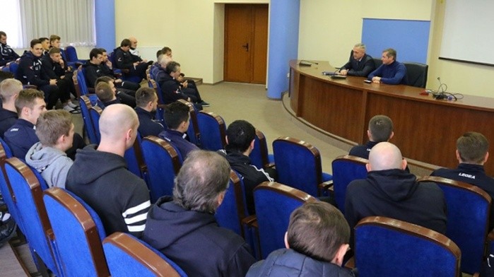 Черноморец вышел из отпуска и представил нового тренера - Чемпионат Украины