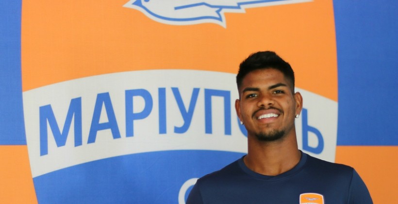 Мариуполь расстался с защитником Эриксом - Чемпионат Украины