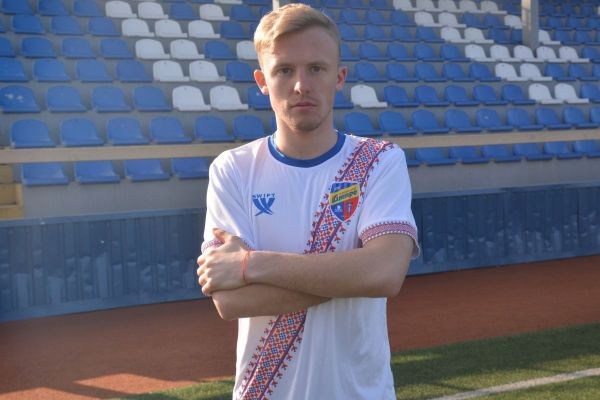 Черкасский Днепр подписал полузащитника Антона Евдокимова - Первая лига Украины