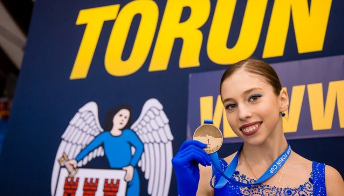 14-летняя украинская фигуристка Архипова выиграла международный турнир в Польше - Фигурное катание