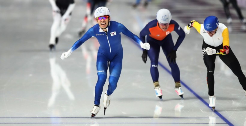 Кореец Ли Сон Хун - олимпийский чемпион в масс-старте - Конькобежный спорт