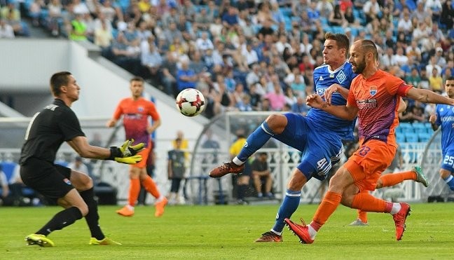Гендир Мариуполя: «Динамо не погнушалось исковеркать наш логотип» - Чемпионат Украины