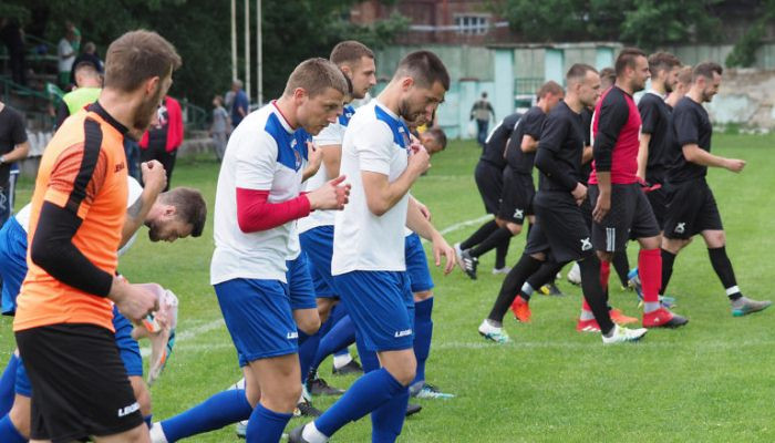 Львов с пятью игроками на просмотре разгромил Карпаты U-21 - Чемпионат Украины