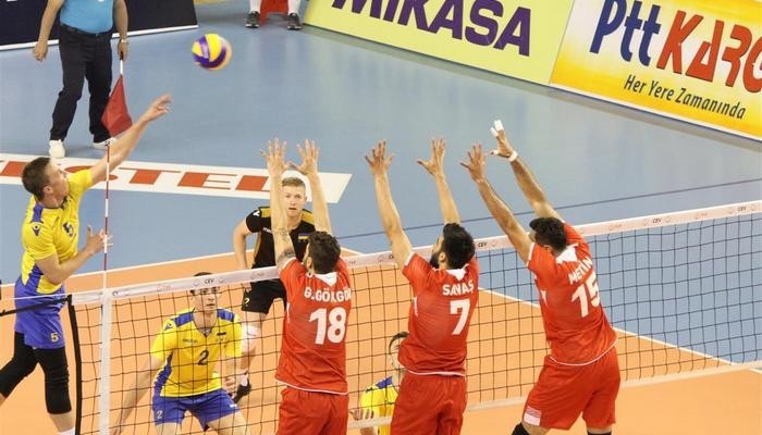 Украина закончила выступление на Золотой Евролиге победой над лидерами группы - Волейбол