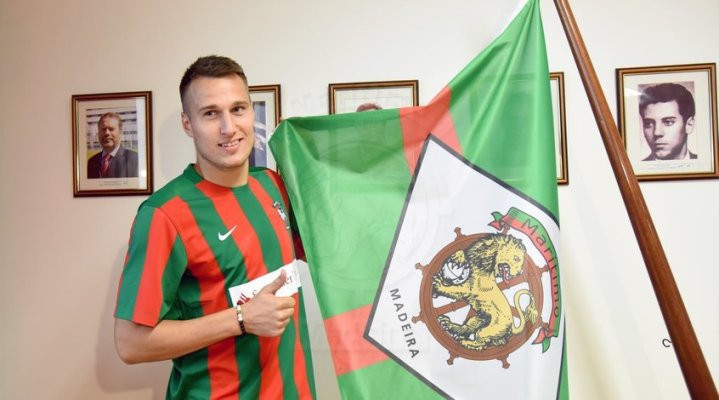 Экс-хавбек Олимпика Вукович перешел в Маритиму - Чемпионат Украины