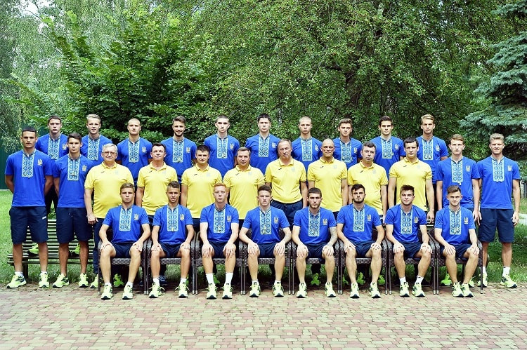 Украина U-19