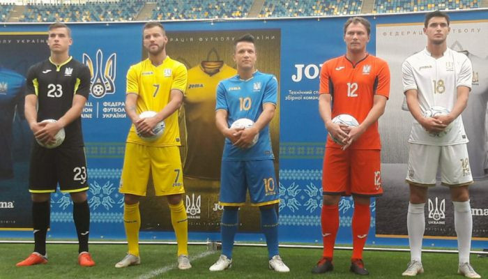 Украина сыграет против Турции в белой форме - Футбол