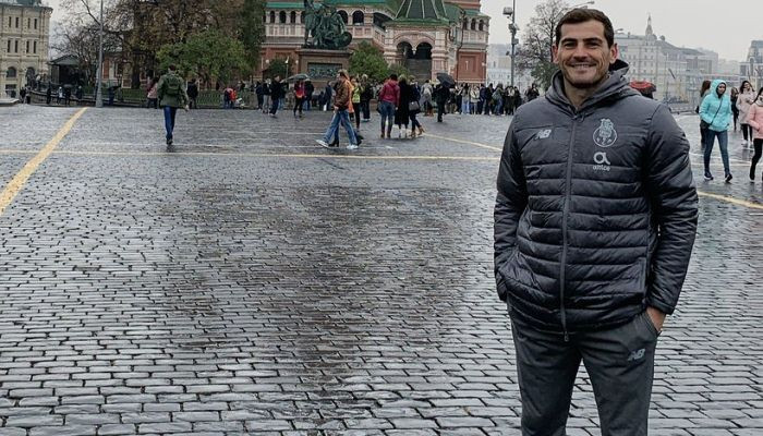 Касильяс перепутал Локомотивы и получил приглашение на плов в Узбекистан - Другая сторона