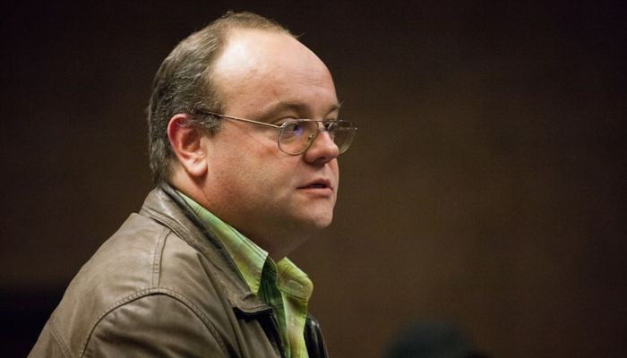 Главреда журнала "Футбол" облили кефиром из-за слов о коррупционных схемах Павелко - Футбол