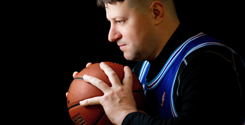 «У NBA я стикався з чорним расизмом». Станіслав Медведенко — про початок кар’єри та Лейкерс - Баскетбол