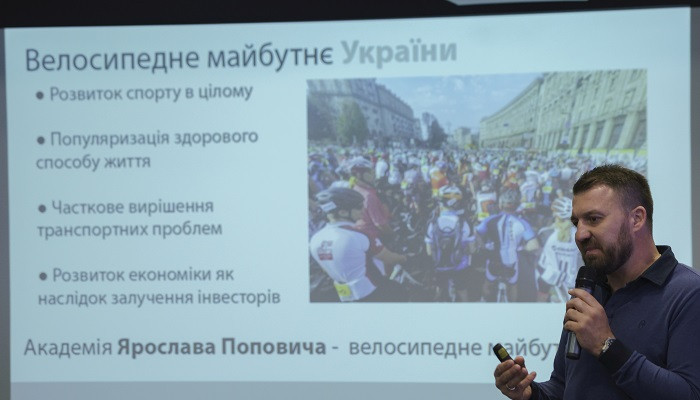 Десятки мільйонів євро на рік, 38 гонок та безліч спонсорів: як працює професіональна команда у велоспорті - Велоспорт