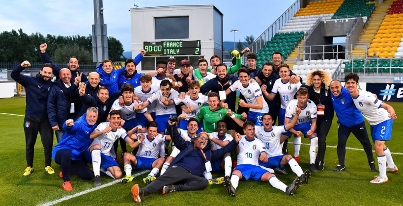 Италия и Нидерланды - финалисты Евро U-17 - Футбол