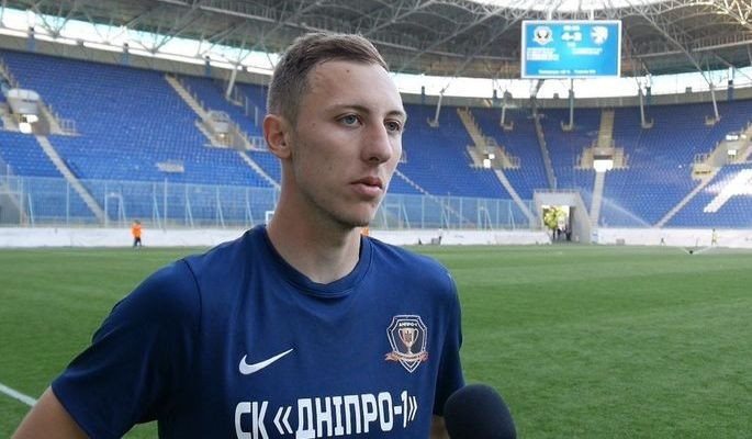 Днепр-1 продлил контракты с Логиновым и Когутом - Чемпионат Украины