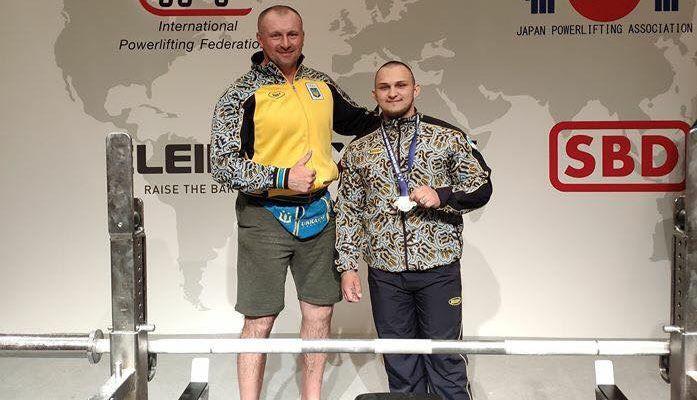 Украинец Залетов установил мировой рекорд и стал чемпионом мира в жиме лежа среди юниоров - Тяжелая атлетика