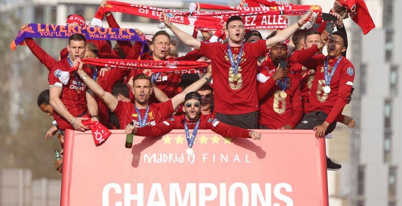Liverpool is red. Как Ливерпуль провел парад в честь победы в ЛЧ - Лига чемпионов