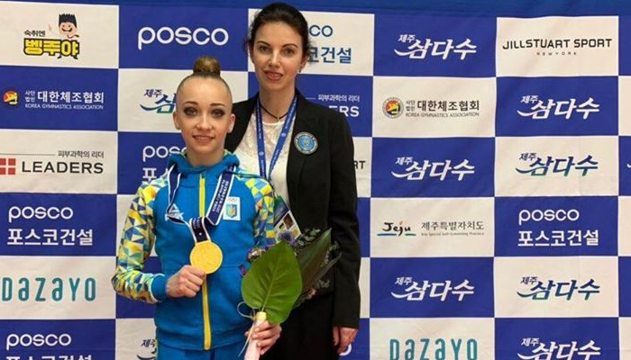 Украинка Пограничная завоевала три медали на соревнованиях по художественной гимнастике в Корее - Гимнастика