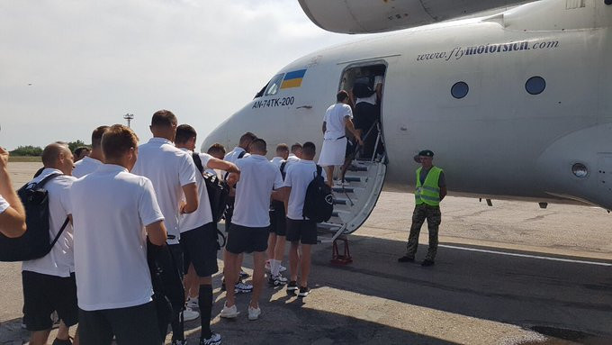 Новости футбола: Заря отправилась в Черногорию на игру с Будучностью с Юрченко, но без Силаса и Лазио