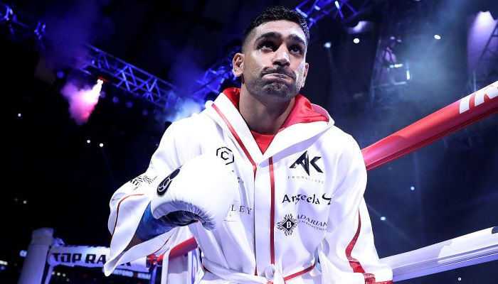 Бокс: Амир Хан победил экс-чемпиона мира Диба нокаутом в четвертом раунде