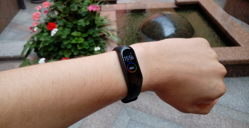 Стабильность - признак класса: обзор фитнес-браслета Xiaomi Mi Band 4 - SportStyle